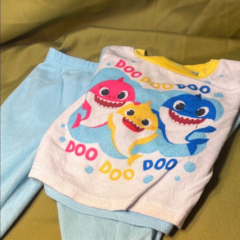 🆓🆓🆓🆓 With Purchase  1 per Order  Two pieces Sleepwear pajamas